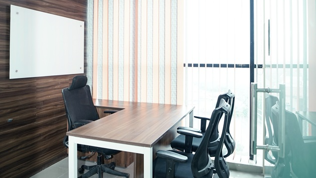 3 Seater Meeting Room 