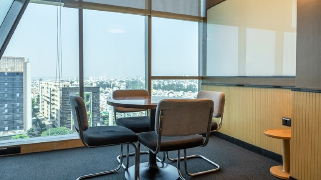 3 Seater Meeting Room