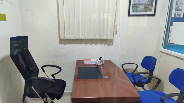 3 Seater Meeting Room