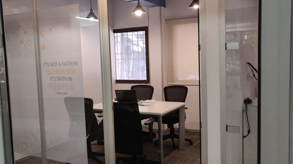 3 Seater Meeting Room