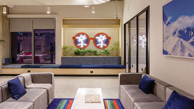 3 Seater Meeting Room