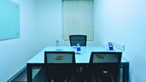 GoSpace 20724 3 Seater Meeting Room