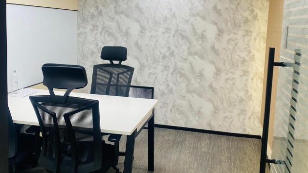 3 Seater Meeting Room in Sector 90 - Incuspaze Alphathum | GoSpace 9060