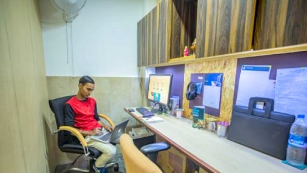 3 Seater Private Cabin