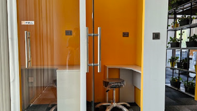 3 Seater Private Cabin
