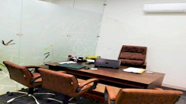 GoOffice 7212 3 Seater Private Cabin