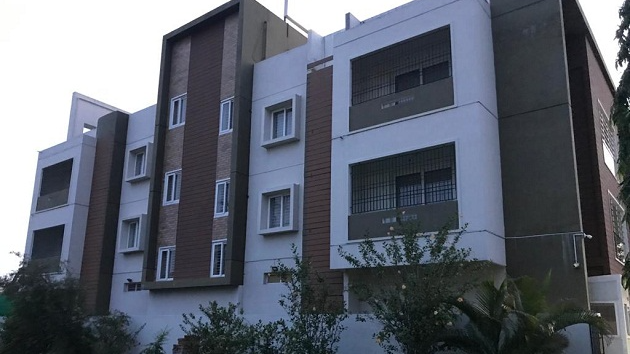 3 Seater Private Cabin