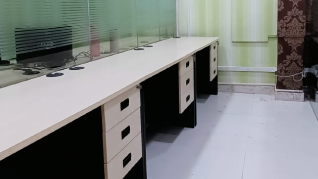 3 Seater Private Cabin 