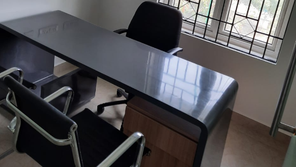  GoOffice 1406 3 Seater Private Cabin