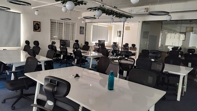 30 Seater Private Cabin