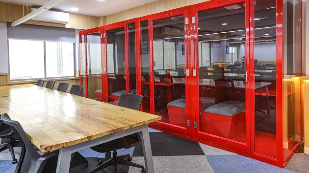 4  Seater Private Cabin