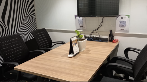 4 Seater Conference Room