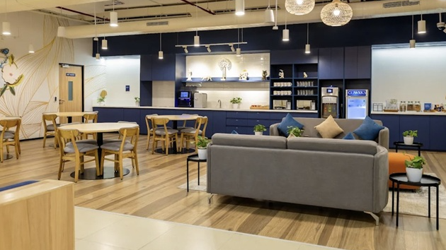 4 Seater Conference Room