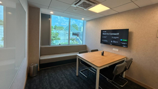 4 Seater Conference Room