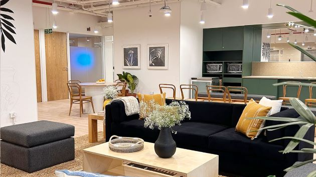 4 Seater Conference Room