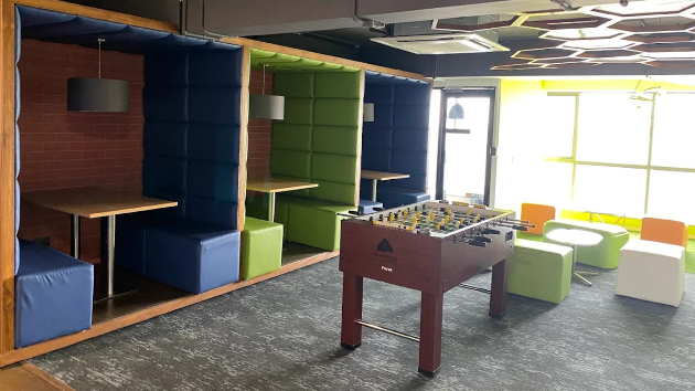 4 Seater Conference Room