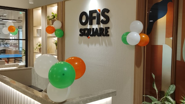 4 Seater Conference Room