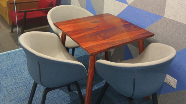 4 Seater Conference Room