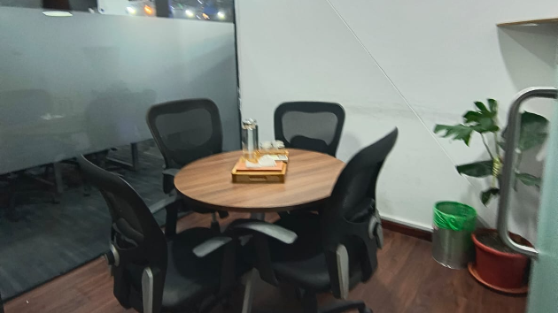 4 Seater Conference Room