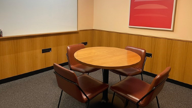4 Seater Conference Room