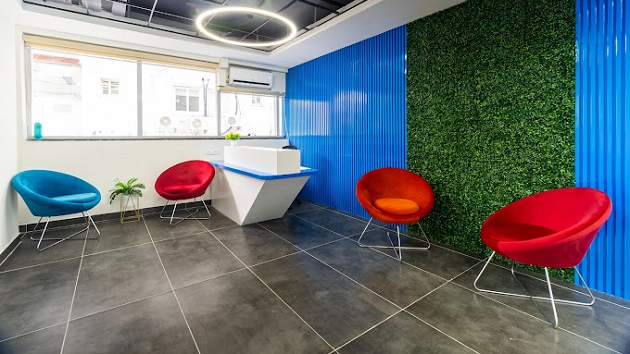 4 Seater Meeting Room