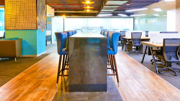 4 Seater Meeting Room