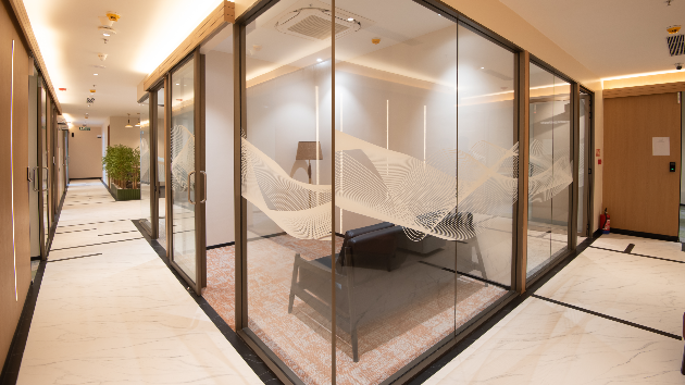 4 Seater Meeting Room