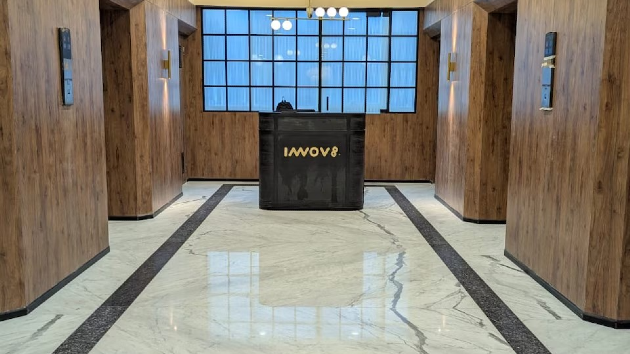 4 Seater Meeting Room