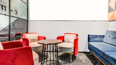 4 Seater Meeting Room