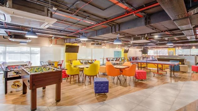 4 Seater Meeting Room