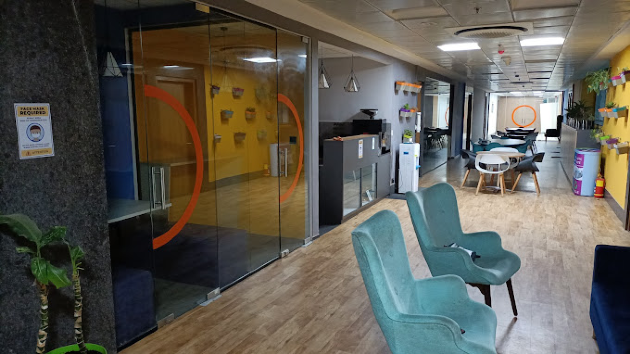 GoSpace 7596 4 Seater Meeting Room