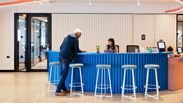 4 Seater Meeting Room