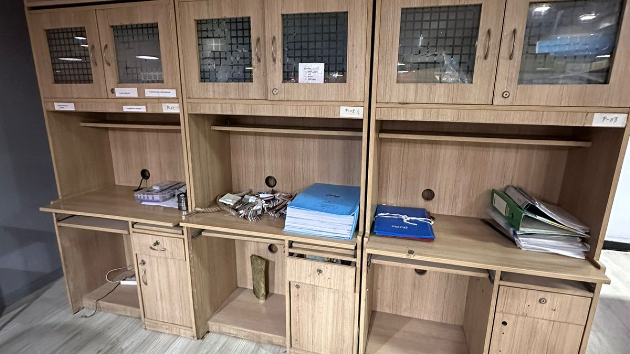 4 Seater Meeting Room