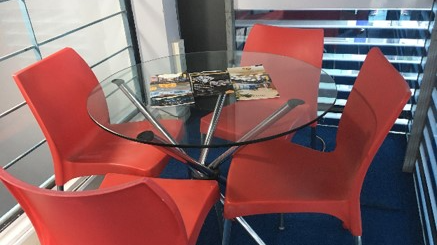 4 Seater Meeting Room