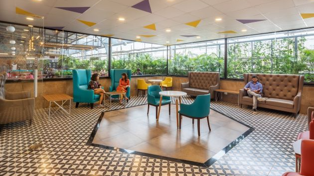 4 Seater Meeting Room