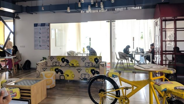 4 Seater Meeting Room