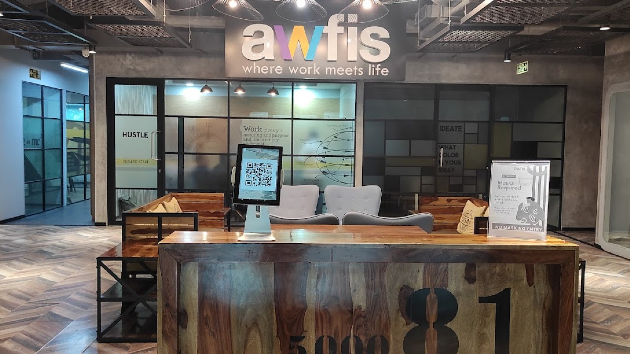 4 Seater Meeting Room