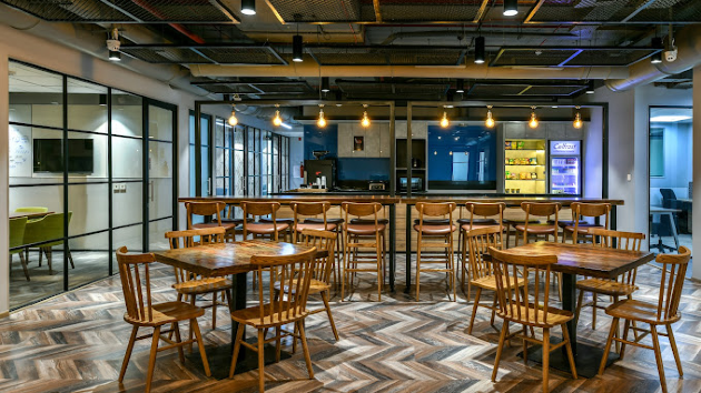 4 Seater Meeting Room