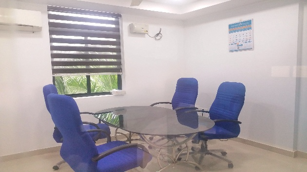 GoSpace 4193 4 Seater Meeting Room