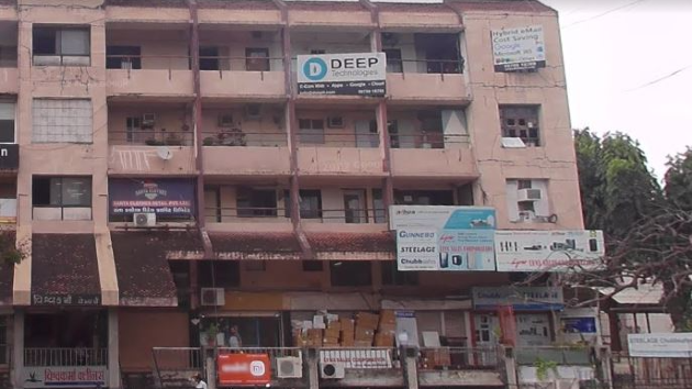 4 Seater Meeting Room