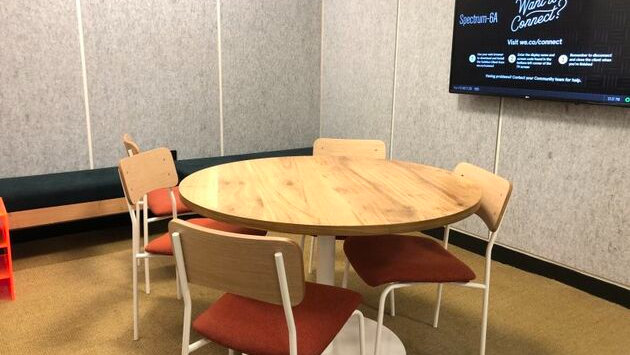 4 Seater Meeting Room