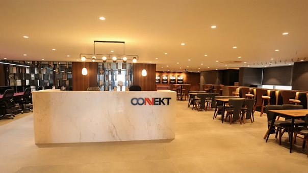 4 Seater Meeting Room