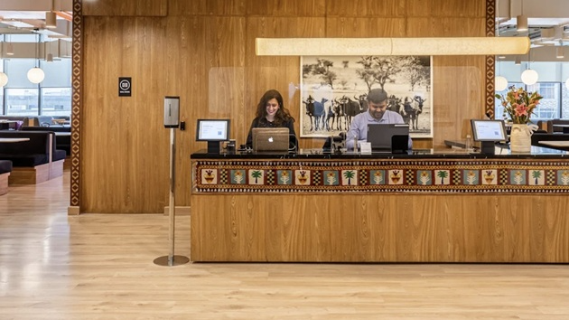 4 Seater Conference Room 