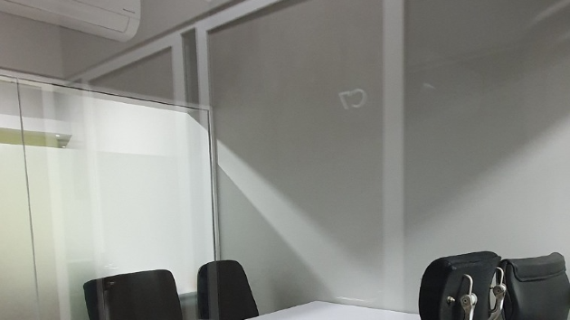 4 Seater Meeting Room