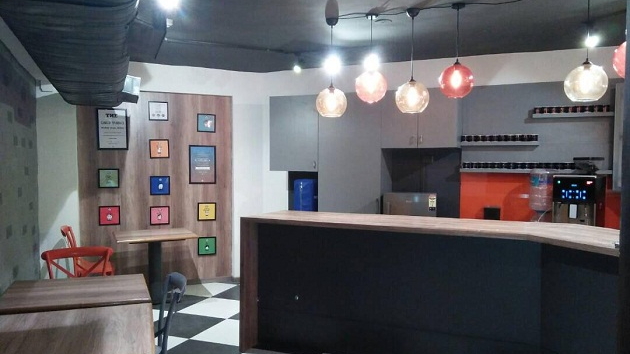 4 Seater Meeting Room