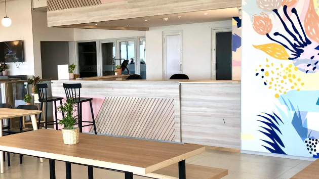 4 Seater Meeting Room