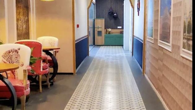 4 Seater Meeting Room