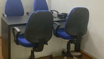 4 Seater Meeting Room