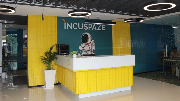 4 Seater Meeting Room