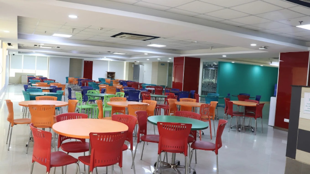 4 Seater Meeting Room